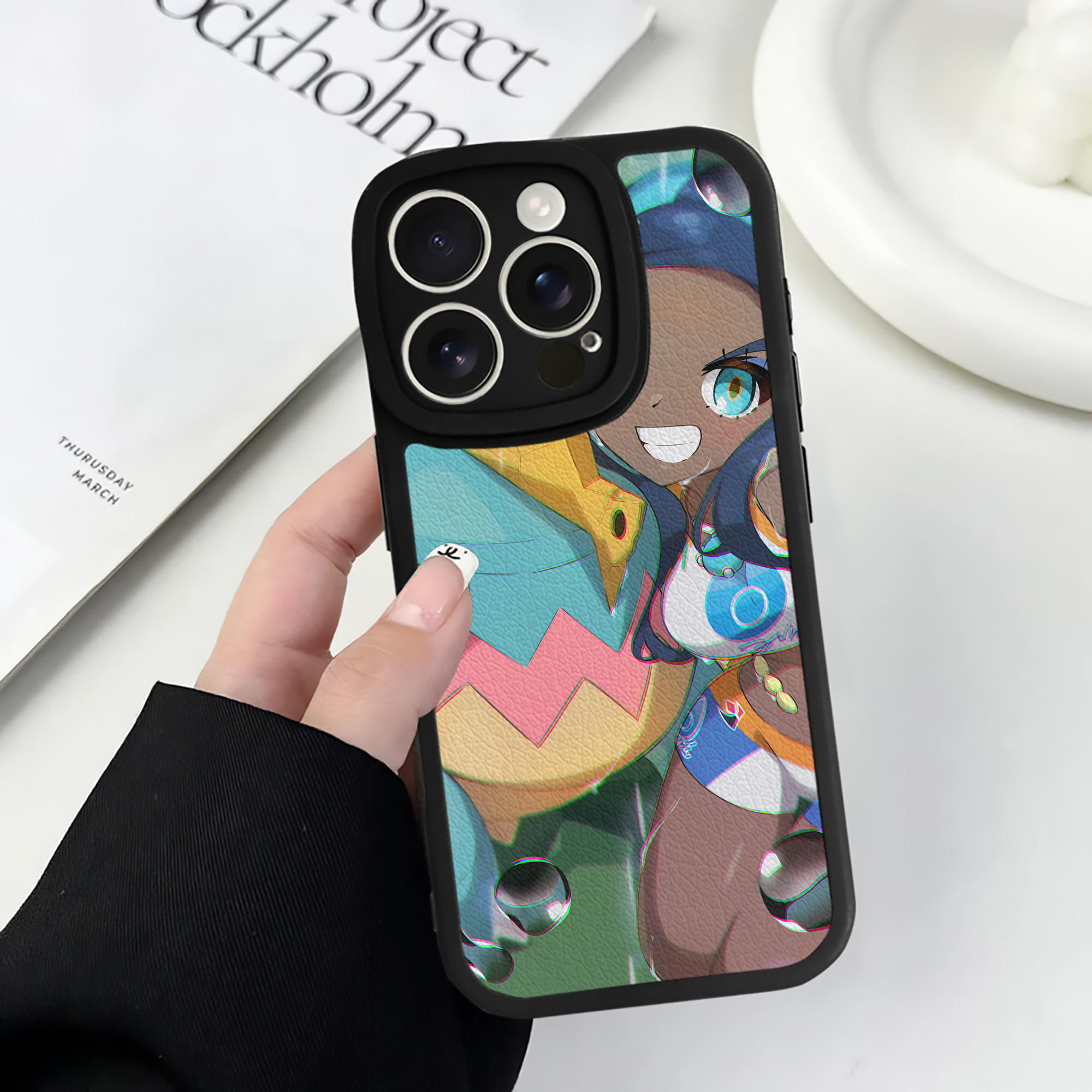 （画像用） ポケットモンスター Pokémon 【iPhone 16シリーズ対応】シリコンスマホケース（レザー調） 材質：シリコン